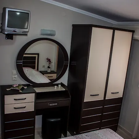 Pagona House *