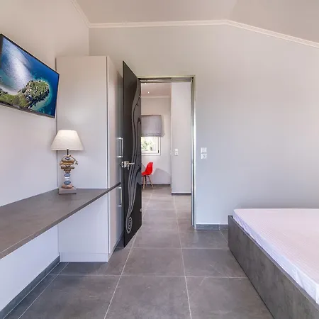 Pagona House Appartement Toroni