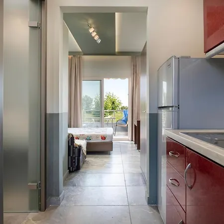 Pagona House Toroni
