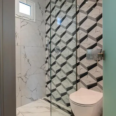 Pagona House توروني