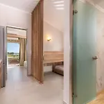 Pagona House