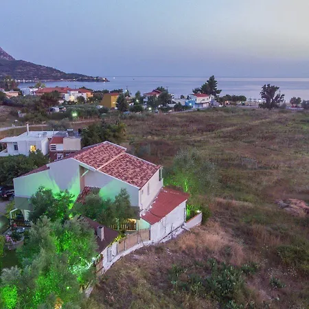 Daire Pagona House *