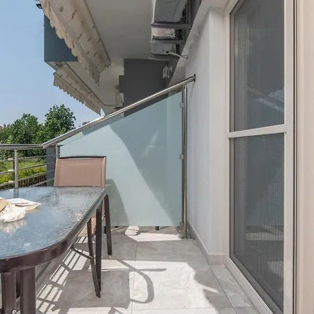 Daire Pagona House *