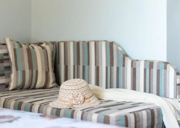 Apartament Pagona House *